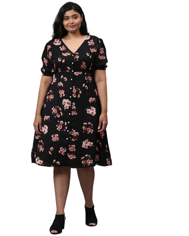 Front of a model wearing a size 3XL Floral Design Stylish Casual Dress- Black in Black by Instafab Plus. | dia_product_style_image_id:258291